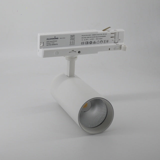 Ultra-Slim All-in-One LED Track Light with CE ROHS 5-Year Warranty Modern Design Aluminum Lamp Body - image 4